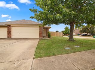 500 Canvas Ct, Crowley, TX 76036