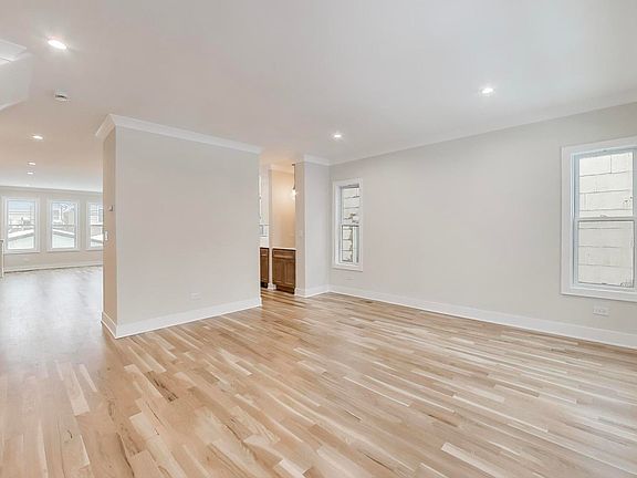3rd image of 2529 N Lawndale Ave