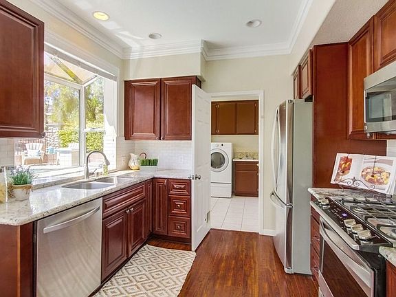 5th image of 12104 Ferncrest Pl