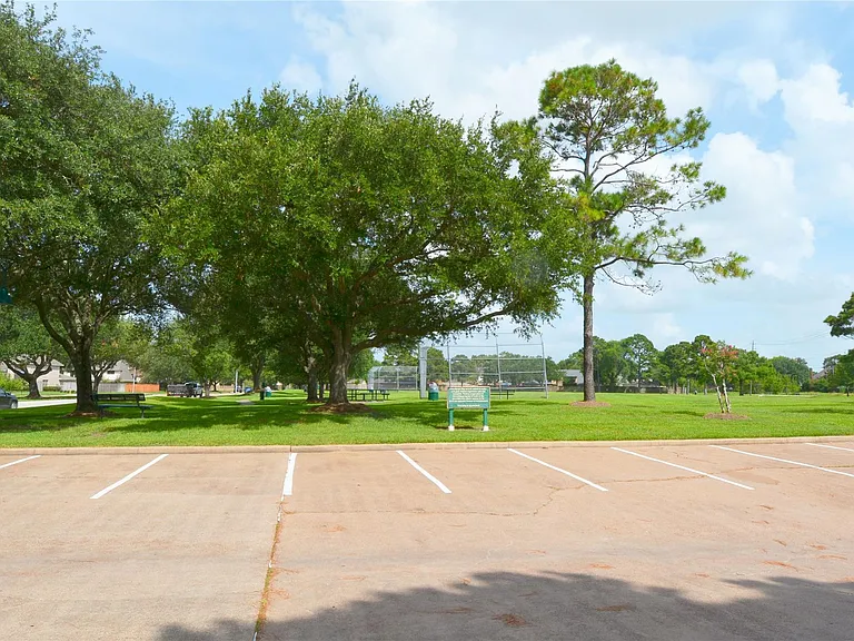 10127 Sagegate Dr — Photo 21