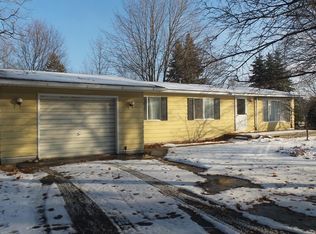11562 N Straits Hwy, Cheboygan, MI 49721