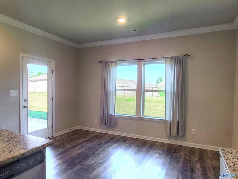 280 Dinner Tree Sq — Photo 10