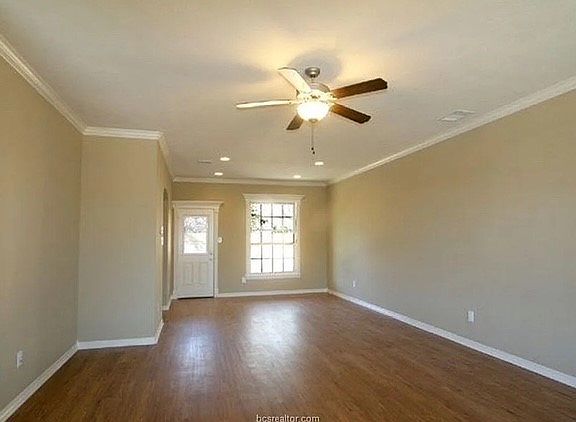 4th image of 4103 Whispering Creek Dr