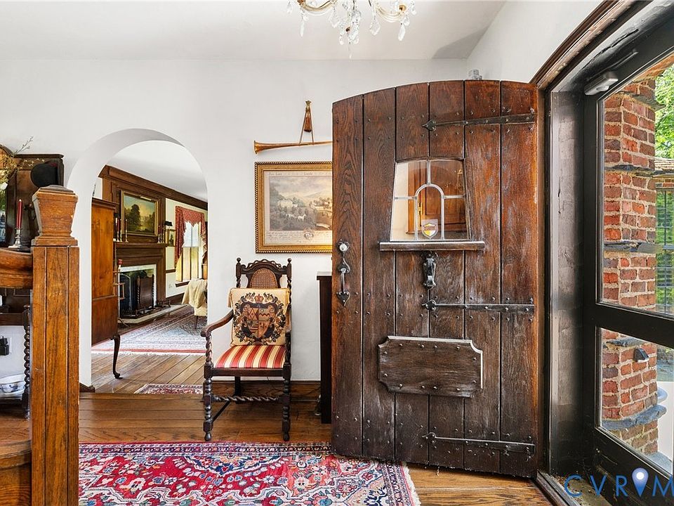 8th image of 701 Appomattox St
