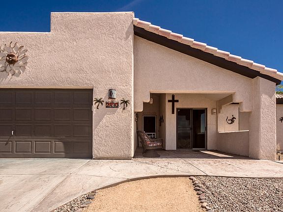 5th image of 2490 Cajon Ln