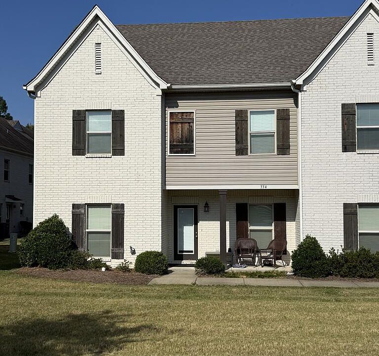 1st image of 334 Paul T Cir