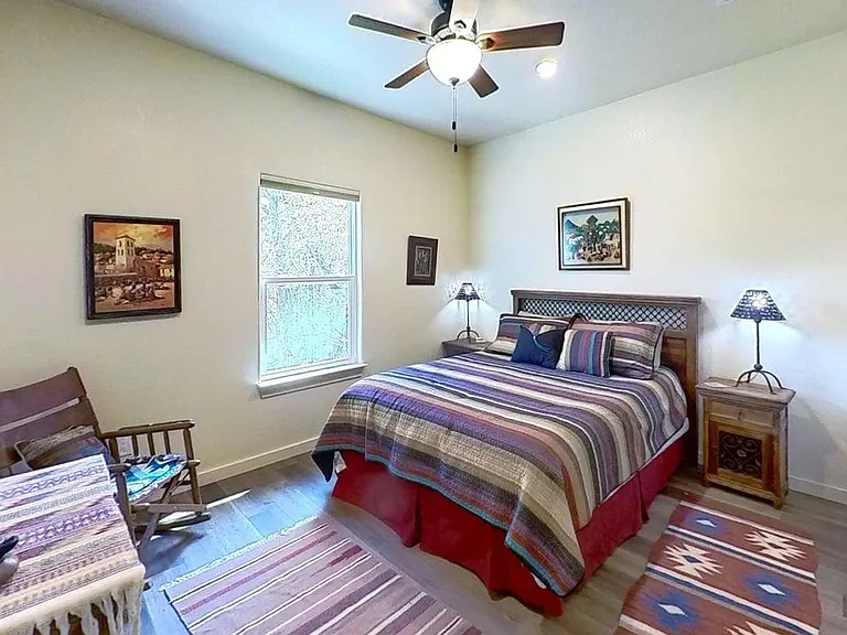 1405 Palomino Ln — Photo 12