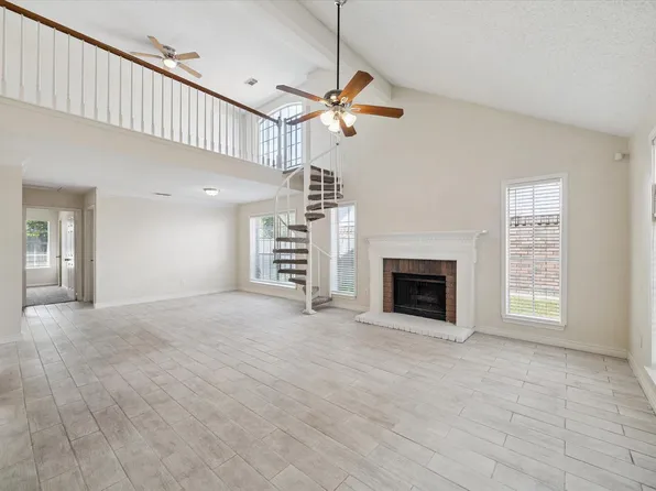 5715 S Magazine Cir, Houston, TX 77084