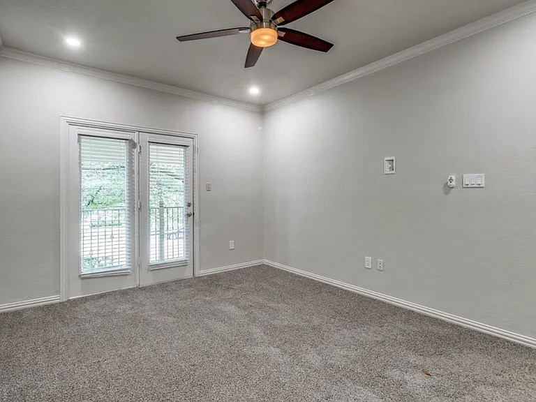 3719 Douglas Ave — Photo 22