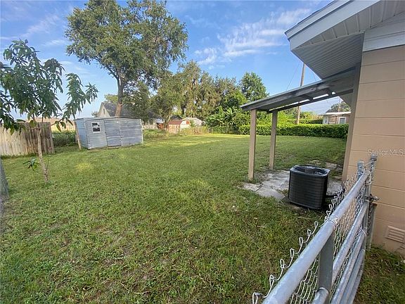 2nd image of 533 W Main St