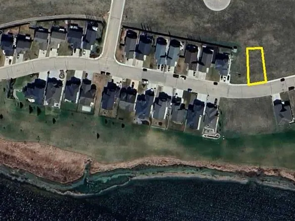 3609 Lakeshore Dr, Bonnyville, AB T9N 0E9