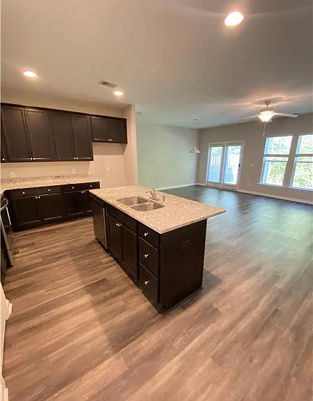 60 Ainsdale Dr — Photo 5