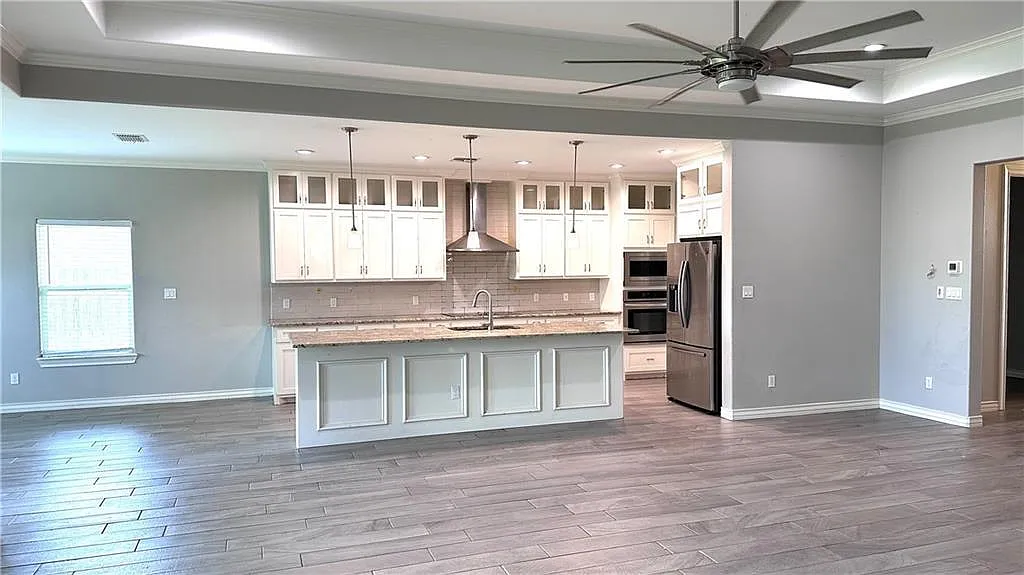 3734 Berkeley Drive - 1 — Photo 3