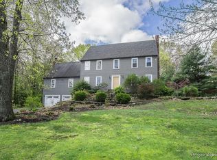 1 Sugarbush Ln, Andover, MA 01810