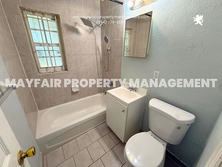400 Opa Locka Blvd — Photo 14