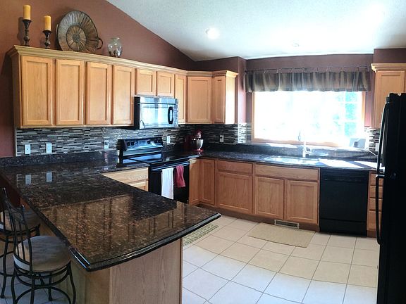 2nd image of 201 Rockwell Dr