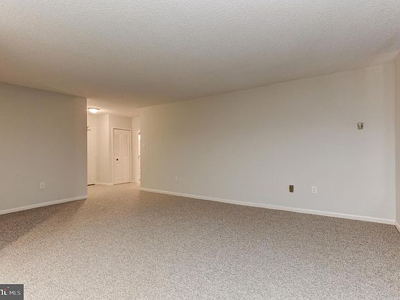 4th image of 3701 S George Mason 303 #N
