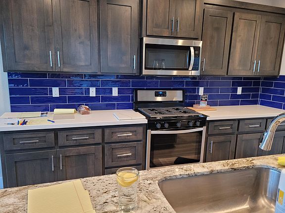 2nd image of 1344 Little Ln