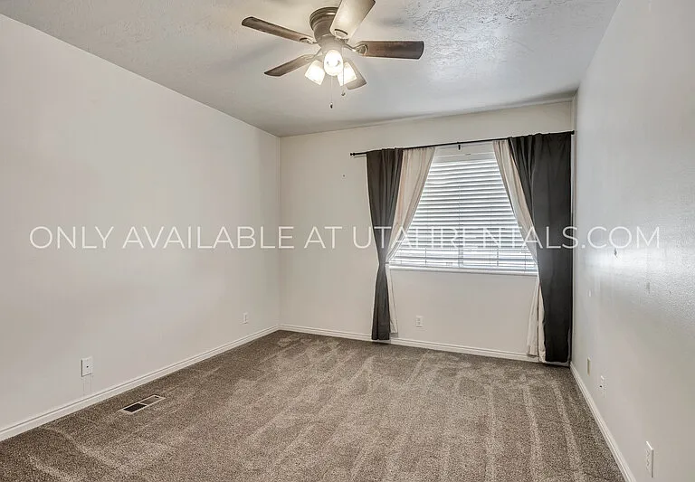 1342 S 1370 E — Photo 14