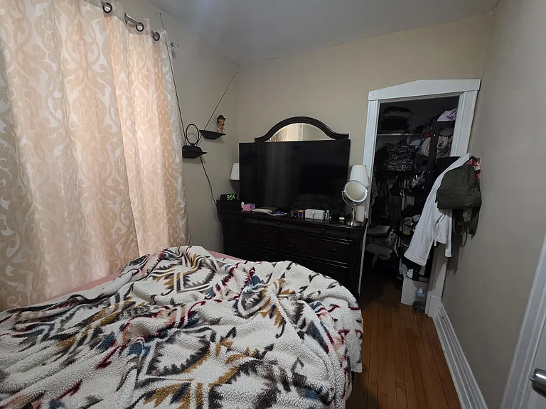 4450 S Richmond St #1 — Photo 8