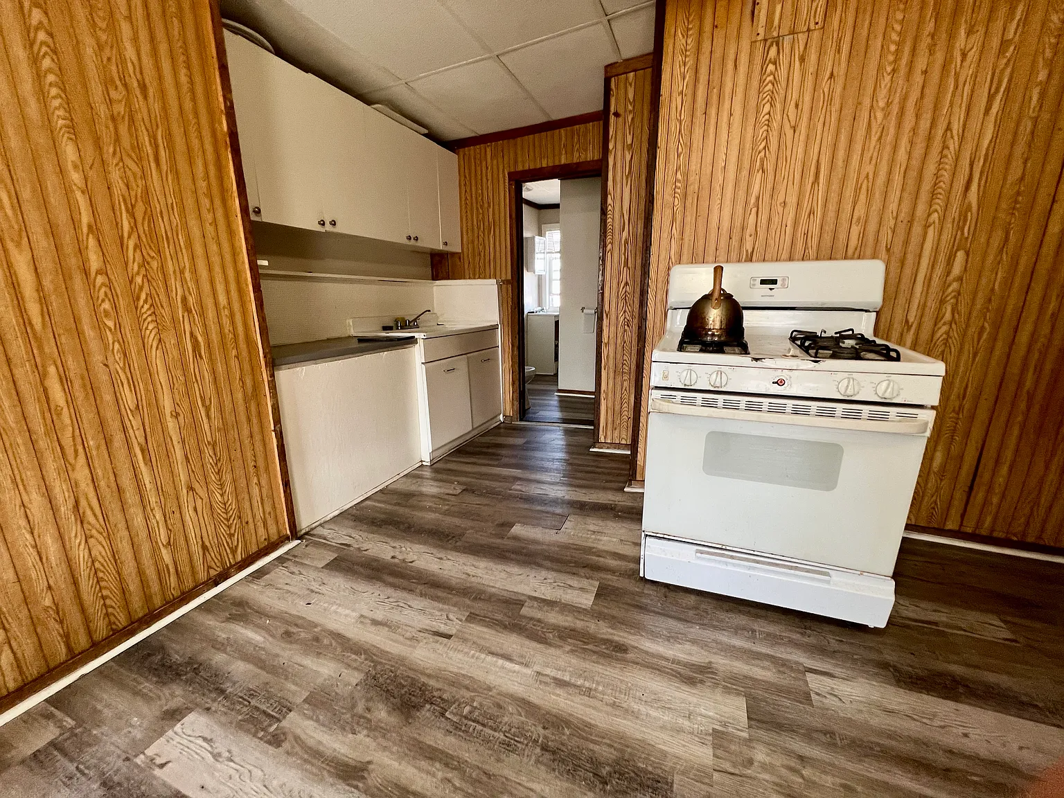2 bed, $1,600 — Photo 2