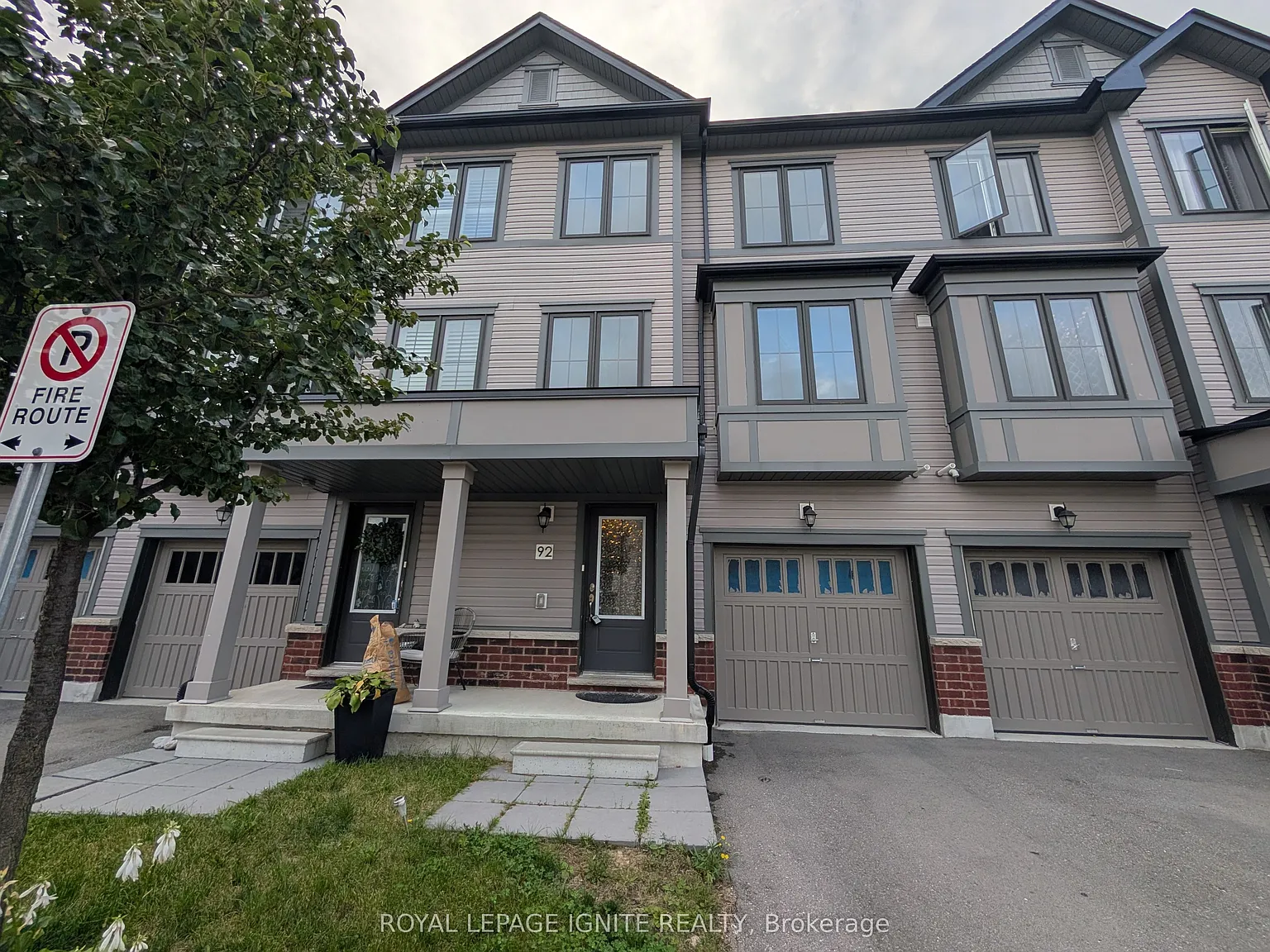 3 bed, $3,000 — Photo 3