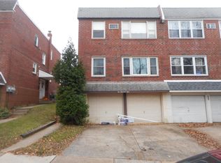 204 Lockart Ln, Philadelphia, PA 19116