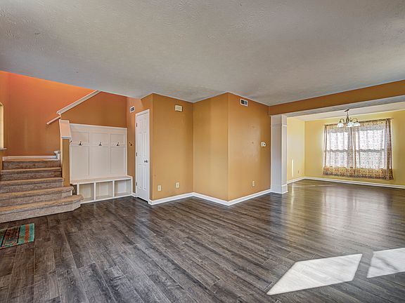 3rd image of 5563 Jillison Ct
