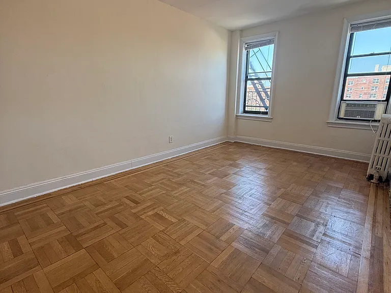 7410 Ridge Blvd #5H — Photo 2