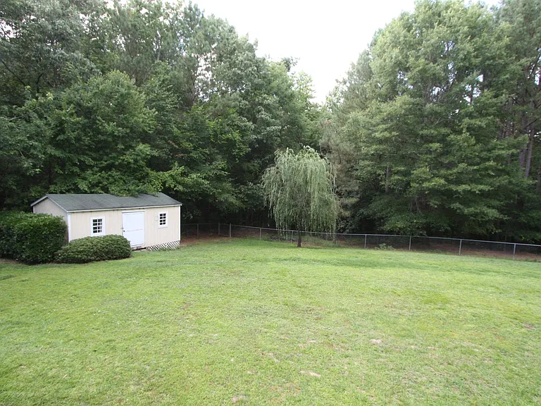 113 Drew Ct — Photo 25