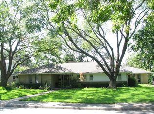 3114 Whirlaway Rd, Dallas, TX 75229