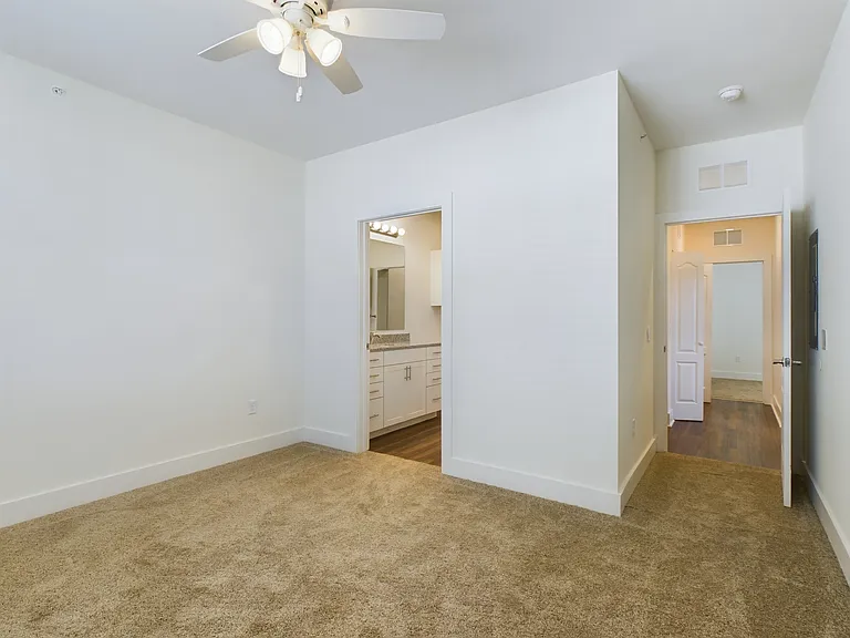 Hickory Cottages Apartment Homes — Photo 84
