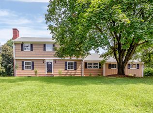 20 Woodward Dr, Belle Mead, NJ 08502