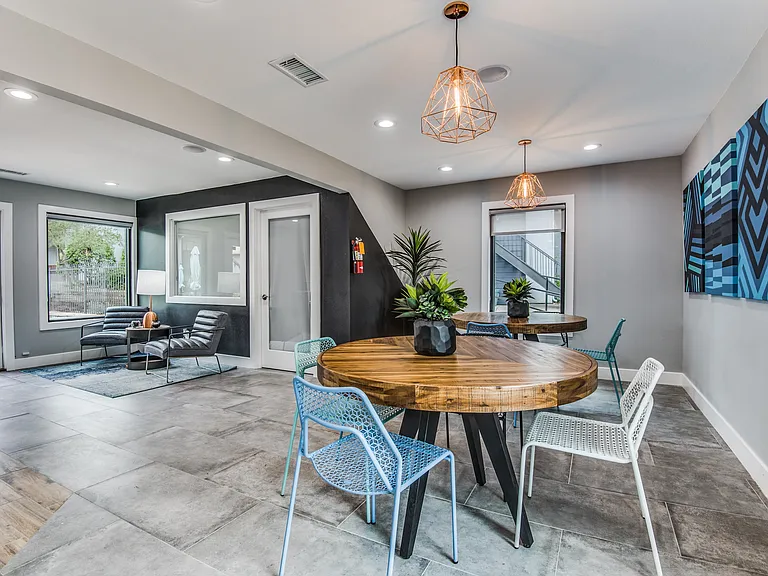 The Morgan Apartments — Photo 18