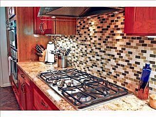 5th image of 8003 Greenslope Dr