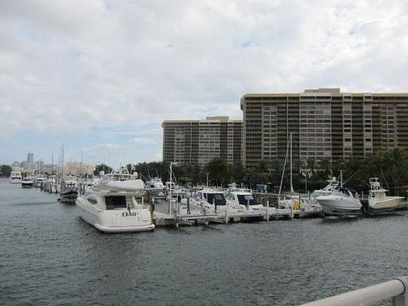 2nd image of 3 Grove Isle Dr #C1706