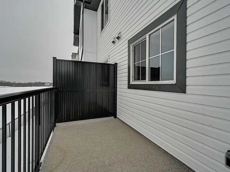 2610 Maple Way NW — Photo 16
