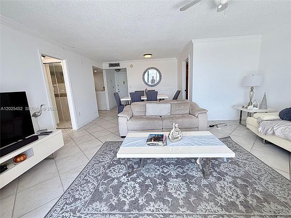5th image of 2750 NE 183rd St #Penthouse 10