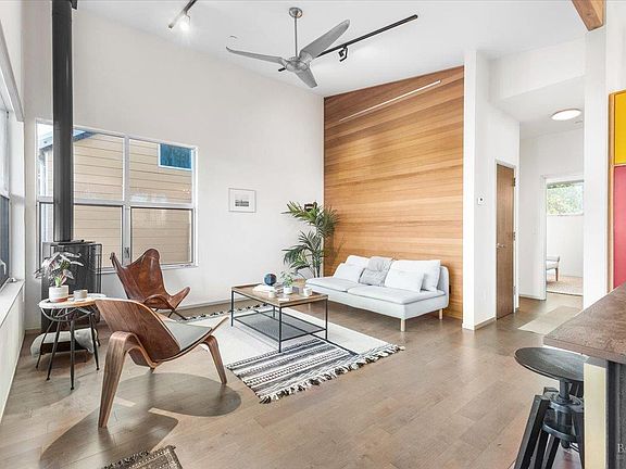 2nd image of 716 Keller Court