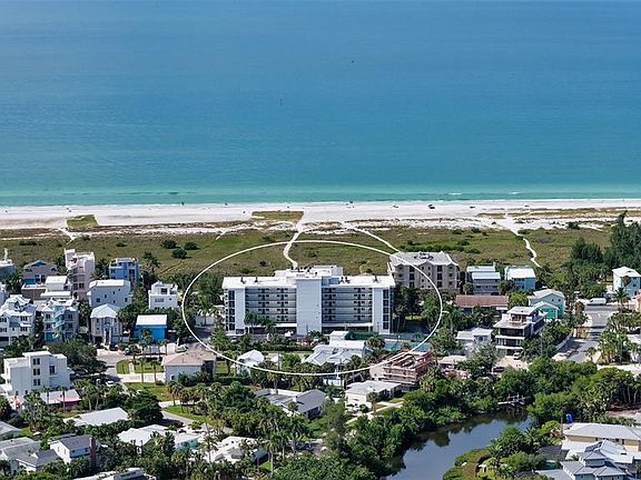 3rd image of 625 BEACH ROAD #301