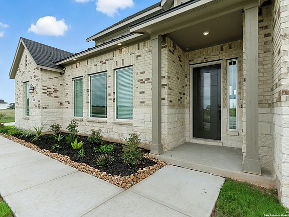 5th image of 620 Lago Landing