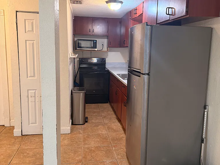 5019 NW 5th Ave — Photo 11