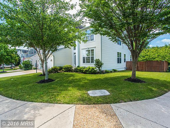 2nd image of 8401 Sparkling Water Ct