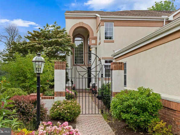 710 Timbergate Ct, Millersville, PA 17551