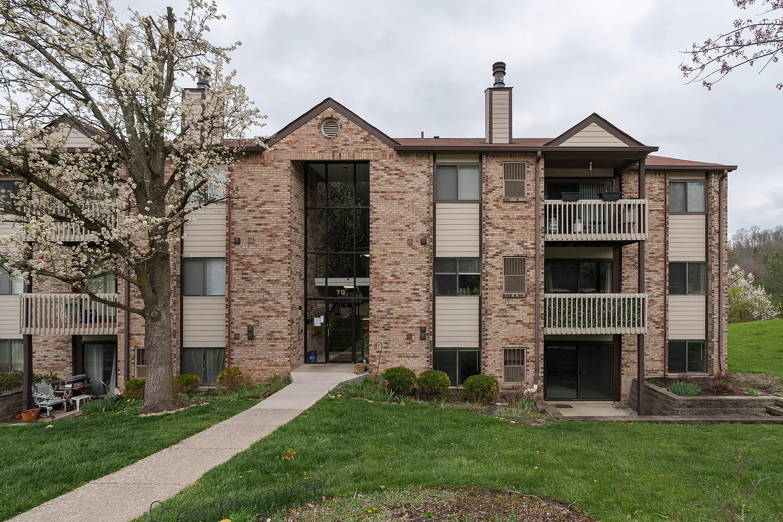 70 View Terrace Dr Suite 3 photo 1