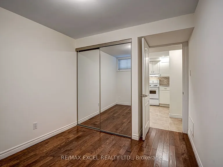 45 Millbank Ct #BASEMENT — Photo 18