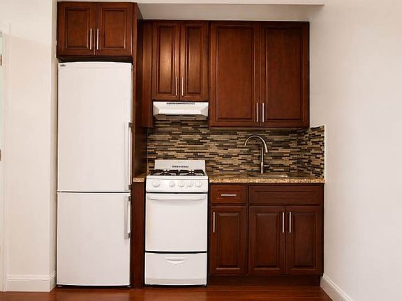 3rd image of 57 Herkimer St #302