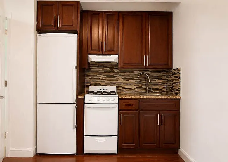 57 Herkimer St #309 — Photo 3
