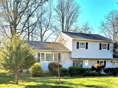 16 Fickler Pl, Berkeley Heights, NJ, 07922