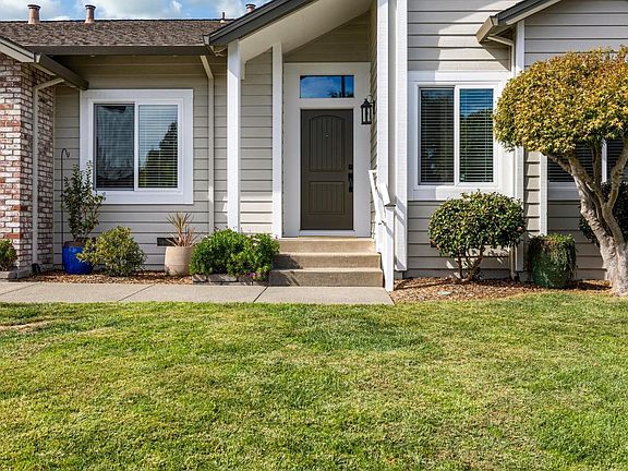 2nd image of 8401 Honor Place